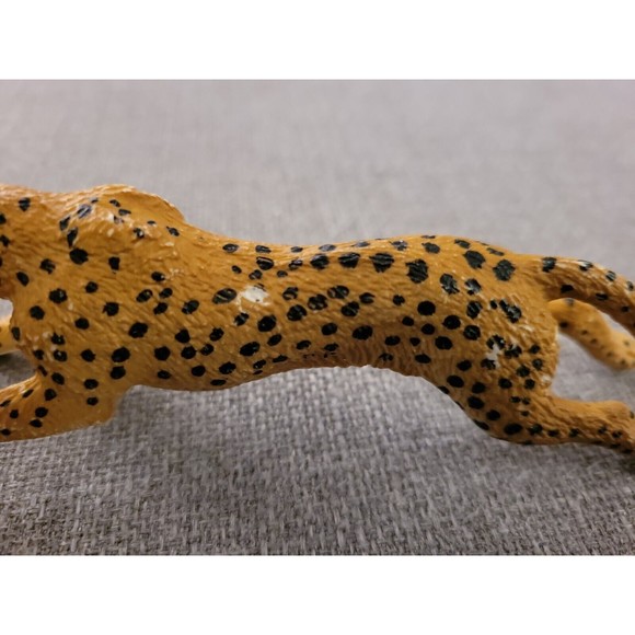 CHEETAH Animal Figurine Safari Ltd. Toy Wild Safari Collection - Picture 4 of 9